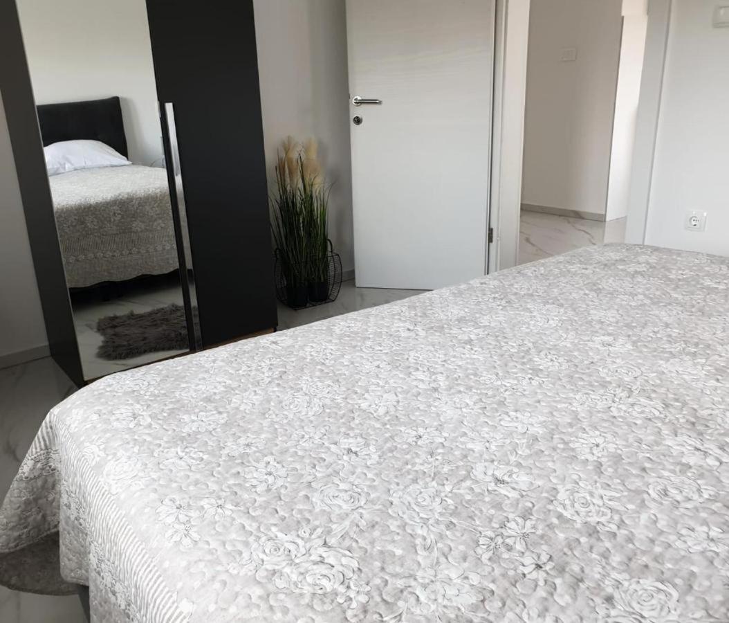 Premium Apartments Adore Novalja Exteriér fotografie